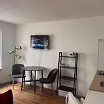 Zentrale Schoene In Der Altstadt Mit Balkon Lägenhet *