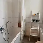 Lägenhet Zentrale Schoene In Der Altstadt Mit Balkon