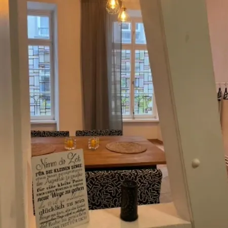 Zentrale Schöne In Der Altstadt Mit Balkon *