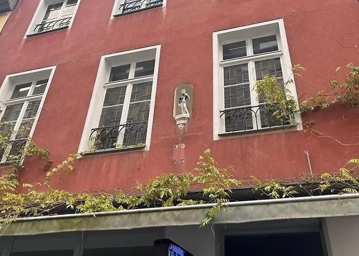 Apartment Zentrale Schoene In Der Altstadt Mit Balkon *